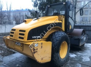 Грунтовой каток JCB VM166D