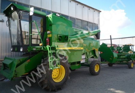 Комбайн John Deere 3316