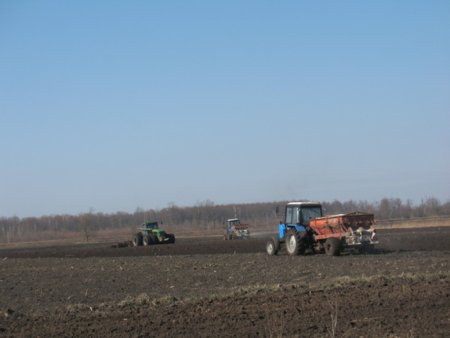 Сеете из рук вон плохо, отставание колоссальное