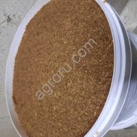 Лизунец на патоке в ведре. КОНЦЕНТРАТ КОРМОВ ДЛЯ КРС Агролюкс