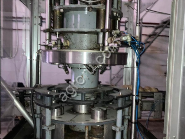 Укупорщик бутылок TECOMAC