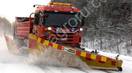 Комбинированная дорожная машина AM COMBI на базе самосвала Scania P380 CB6x4EHZ