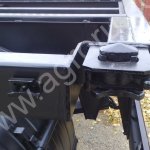 Прицеп-контейнеровоз с безбортовой платформой