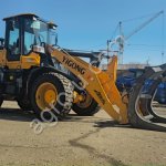 Фронтальный погрузчик YIGONG ZL30