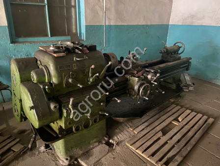 Токарно-винторезный станок Красный пролетарий