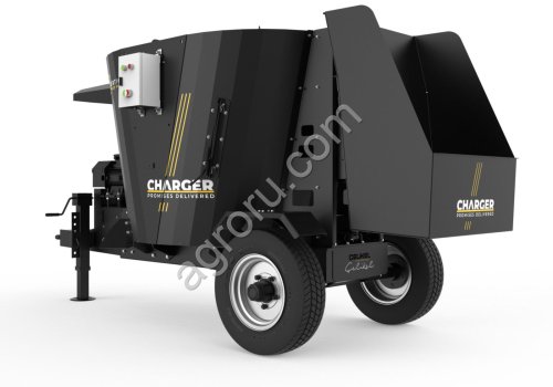 Вертикальный смеситель-кормораздатчик CELIKEL CHARGER 2 TEBH