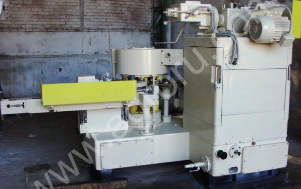 Вакуумные закаточные автоматические машины Б4-КЗК-84 как новые так и после капитального ремонта