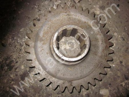 ШЕСТЕРНЯ Z=35 D( ВНУТР= 68,5 ММ) К-700