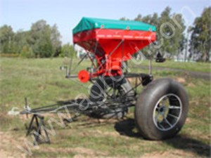 Самоходный опрыскиватель на колесах сверхнизкого давления