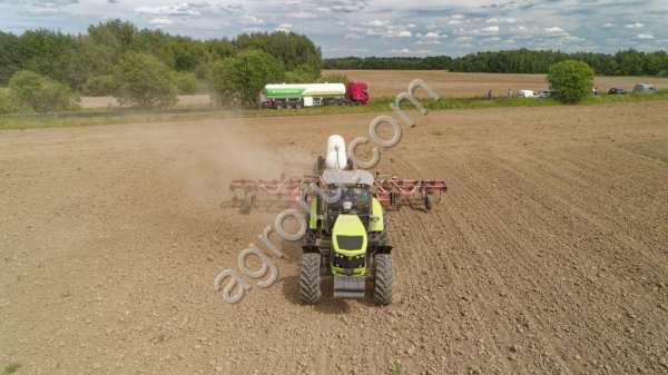 Безводный аммиак 82,2% азота . Внесение в почву удобрений по всей России