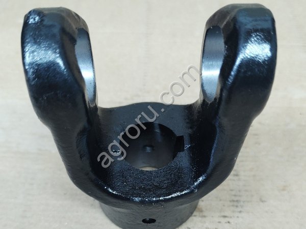 вилка карданного вала Ø30, под шпон. паз с затяжным болтом, крест. 27х74,6