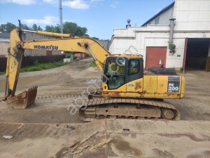 Гусеничный карьерный экскаватор Komatsu PC200