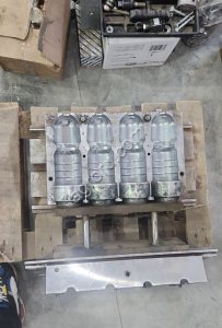 Пресс формы на автомат выдува ПЭТ Кропоткин (3 места)