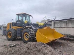 Фронтальный погрузчик XCMG ZL50FV