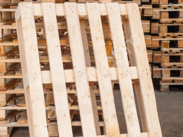 Деревянный поддон 1200х800 мм