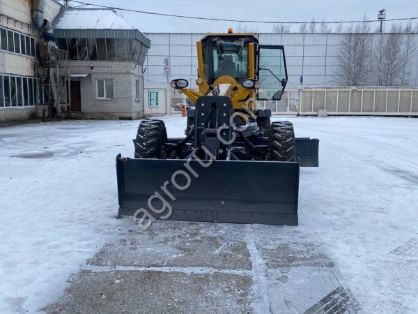 Автогрейдер XCMG GR215A