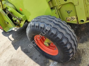 Claas Rollant-46