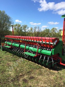 Сеялка Mazur-6 зерновая