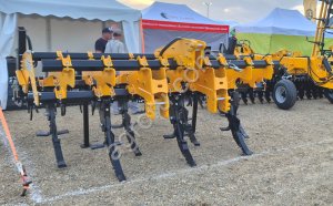 АГРОСПЕЦМАШ Глубокорыхлитель РАМ-7Г