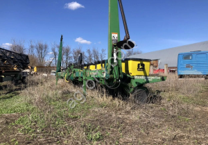 Сеялка John Deere MaxEmergePlus