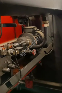 Листогибочный станок WC67Y-40/2000