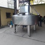 Вертикальный сыроизготовитель (ферментер) закрытого типа