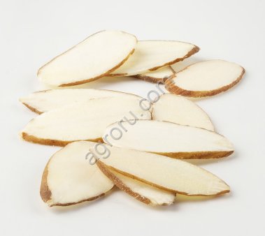 Миндальные лепестки