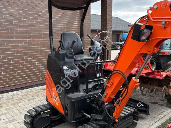 Мини экскаваторы Hitachi EX30