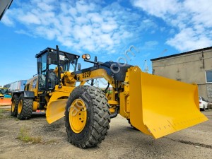 Автогрейдер SEM 922F (полный привод)