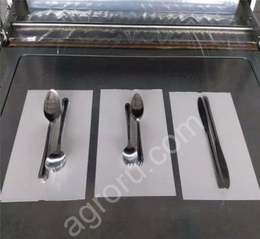 Машина вакуумной скин упаковки