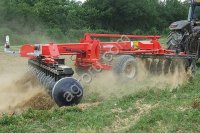 Тяжелая V-образная дисковая борона SOL V, Quivogne