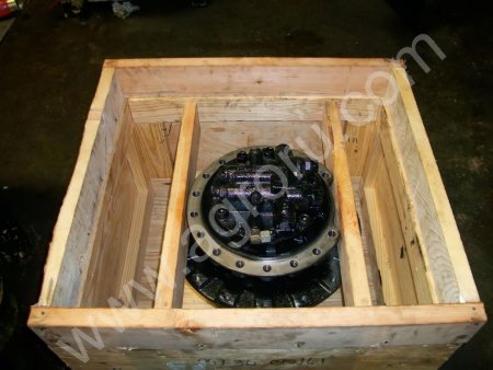 Редуктор хода JCB200