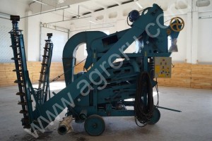 Очиститель вороха самопередвижной овс-25