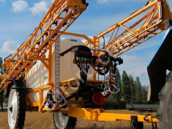 Опрыскиватель титан 3000