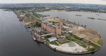 Укрречфлот в апреле запустит элеватор в Днепропетровском порту