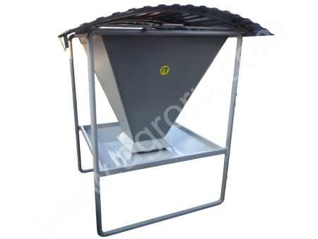 Самокормушка под концентраты для КРС