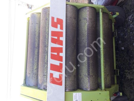 Пресс подборщик рулонный Claas Rollant 44S