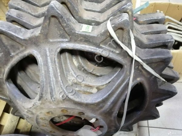 Колесо ведущее вт-100, дт-75 112.39.132-2