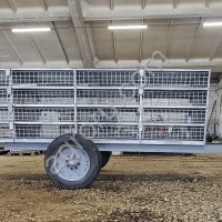 Прицеп тракторный для перевозки птицы