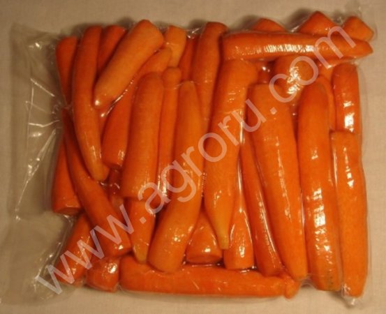 Овощи очищенные в вакуумной упаковке.