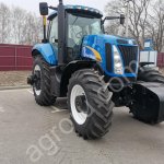 Трактор NEW HOLLAND T8040