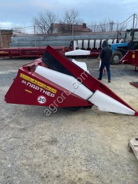 Жатка для уборки кукурузы на зерно ПАРТНЕР ПСК-8 (Cornmaster8)