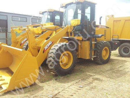 Фронтальный погрузчик XCMG LW300KN