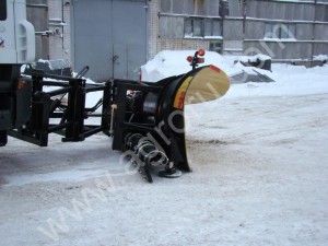 Комбинированная дорожная машина AM COMBI на базе самосвала Volvo FMX