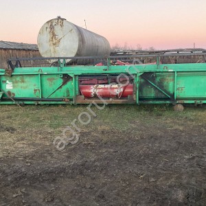 Комбайн зерноуборочный дон 1500 Б