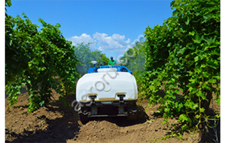 Автономный робот-опрыскиватель NEO-SMART S450