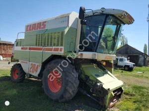 Зерноуборочный комбайн Claas Dominator Mega 204