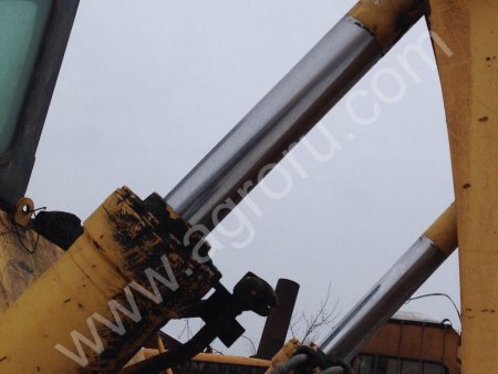 бульдозер Komatsu d275a-5