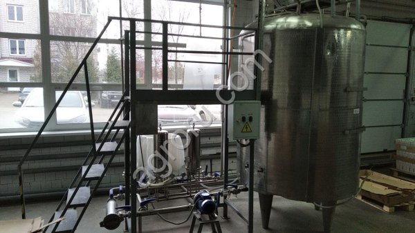 Купажный комплекс б/у для пр-ва газированных напитков в хорошем рабочем состоянии.