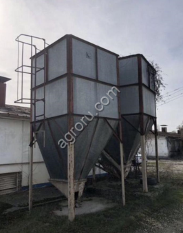 Бункер для сухих кормов